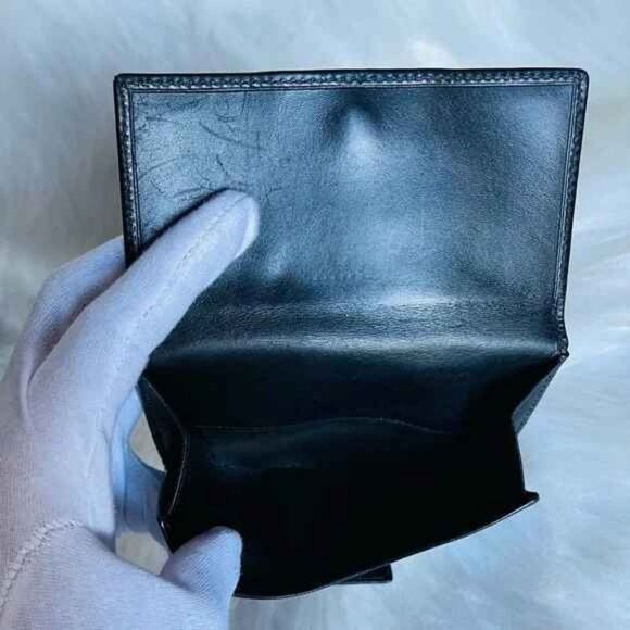 Authentic Vintage Gucci Leather Bifold Wallet - Picture 7 of 13